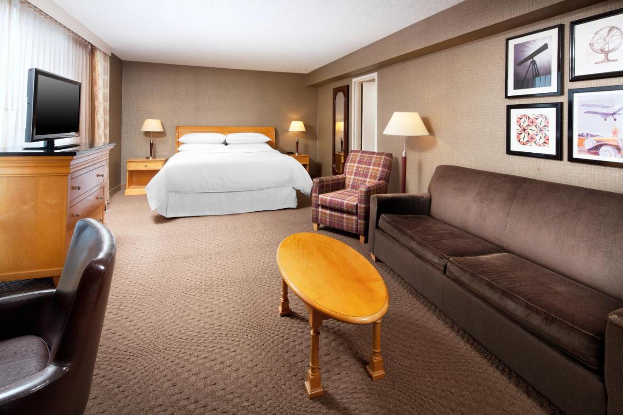Sheraton Cleveland Airport Hotel Exteriér fotografie